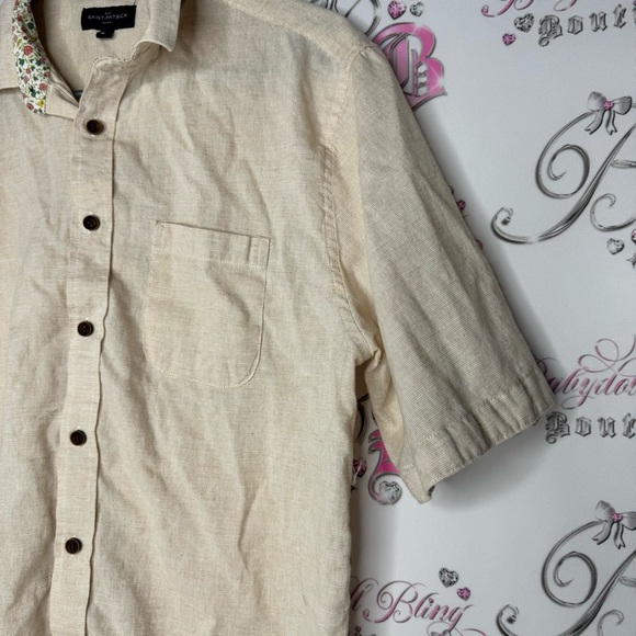 Rue saint Patrick Montreal button down tshirt top cream linen lightweight floral - Picture 3 of 9